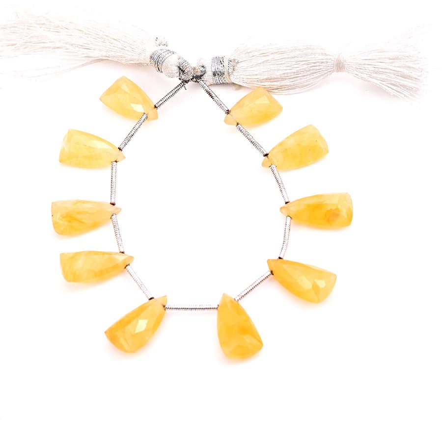Yellow Quartz 9x15mm Faceted Pyramid gemstone bead strand