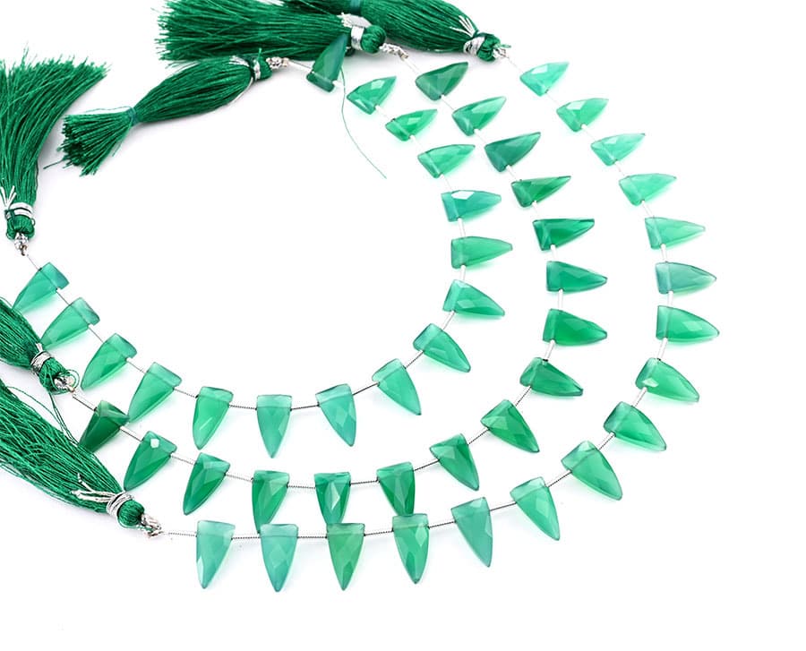 Green Onyx 7x13mm Faceted Arrowhead gemstone bead strand