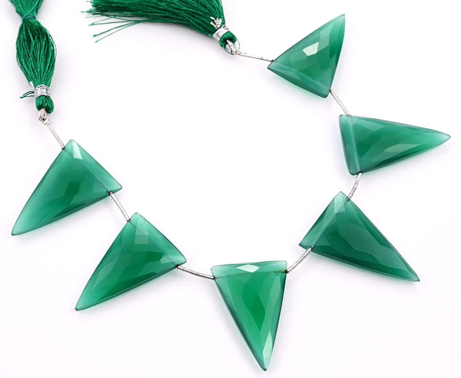 Green Onyx 22x34mm Faceted Triangle gemstone bead strand
