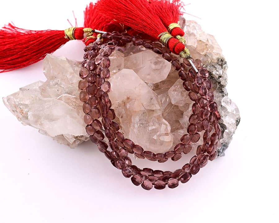 Red QTZ. 5mm Faceted Heart (Calibrated), additional view
