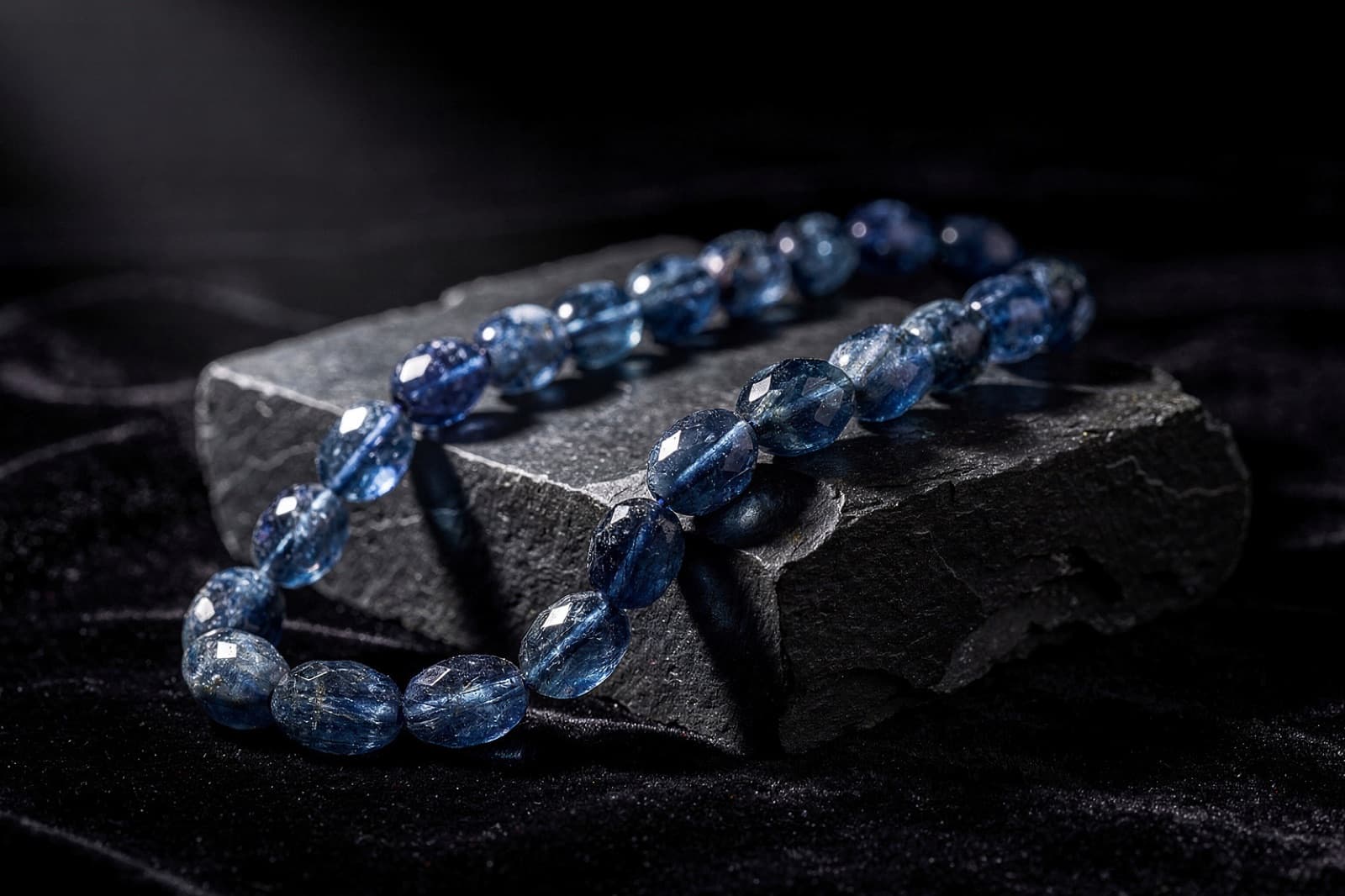 Kyanite beads, styled illustration