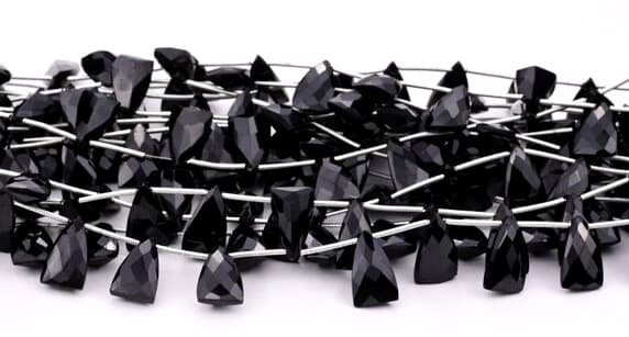 Black Onyx 9x15mm Faceted Pyramid, additional view